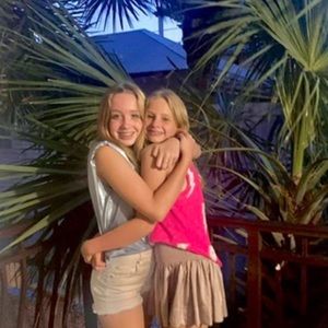 Meet your Posher, Conlee